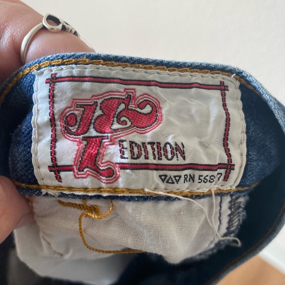 23-24” High waist denim shorts - Picture 5 of 7
